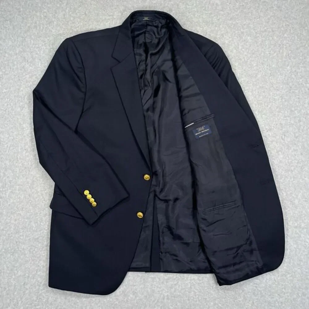 Brooks Brothers 346 Madison Fit Blazer Mens‎ 43R Wool Gold Buttons Sport Coat